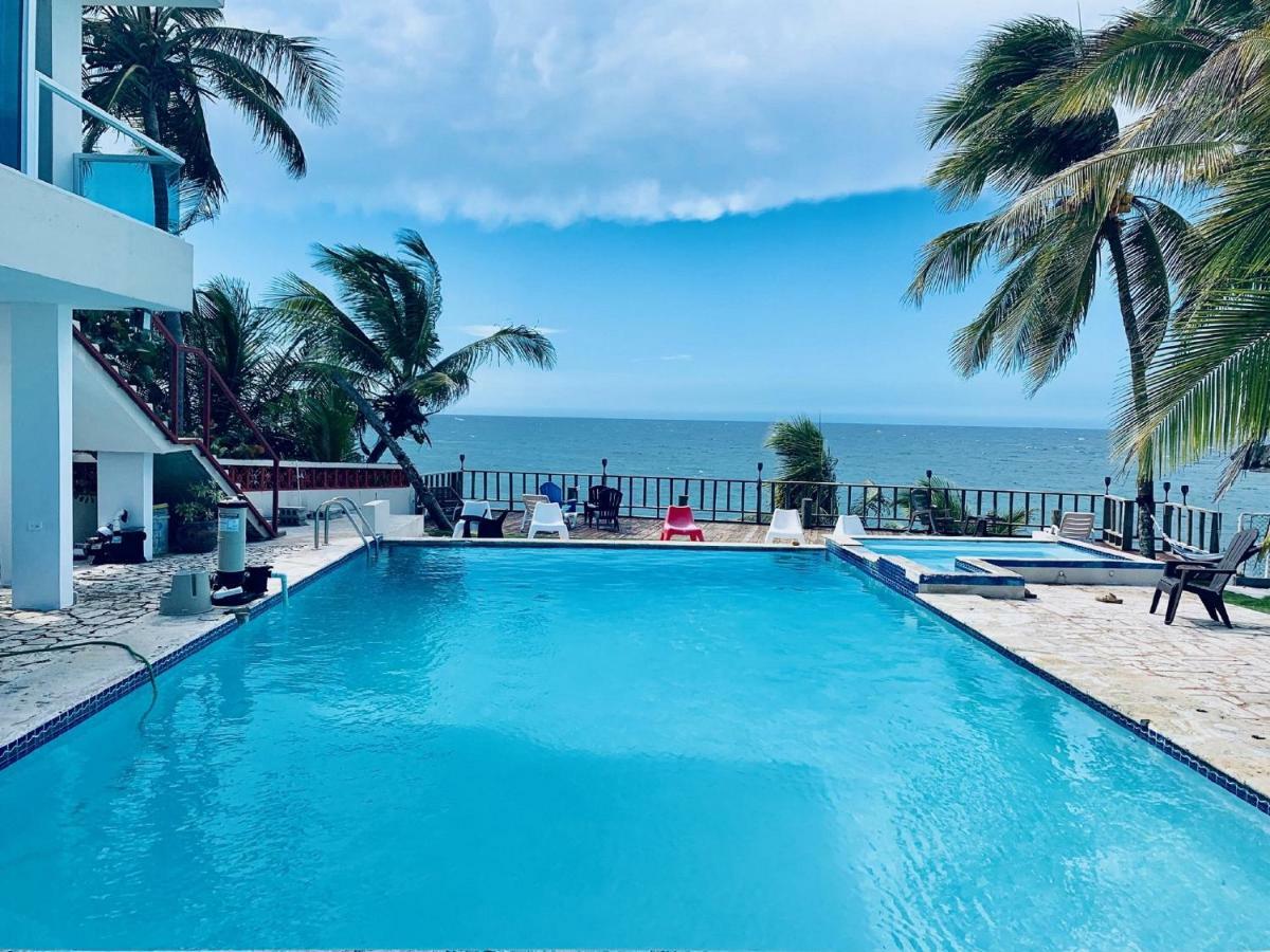 Ventana Al Atlantico At Arecibo 681 Ocean Drive Leilighet Islote Eksteriør bilde