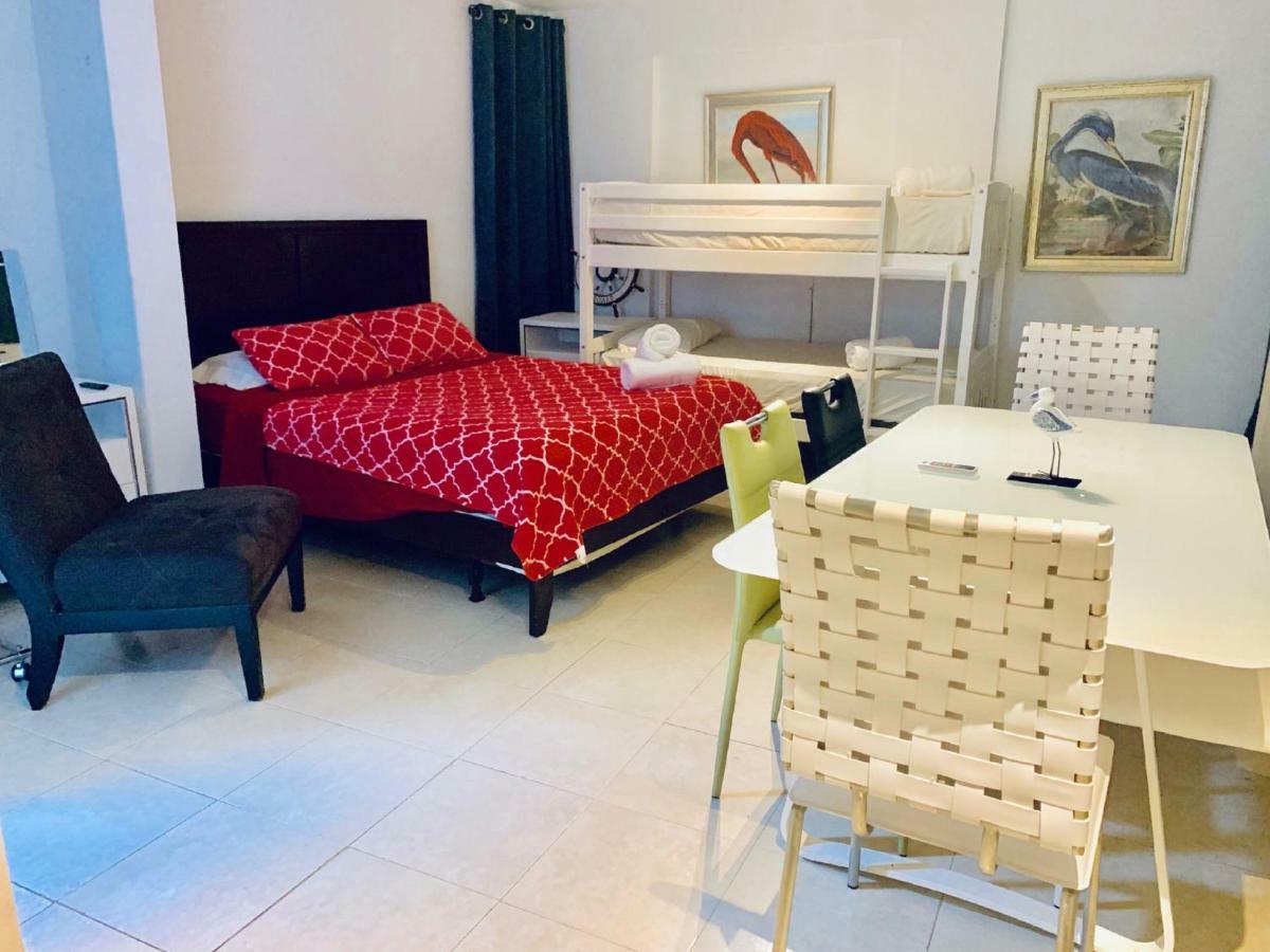 Ventana Al Atlantico At Arecibo 681 Ocean Drive Leilighet Islote Rom bilde
